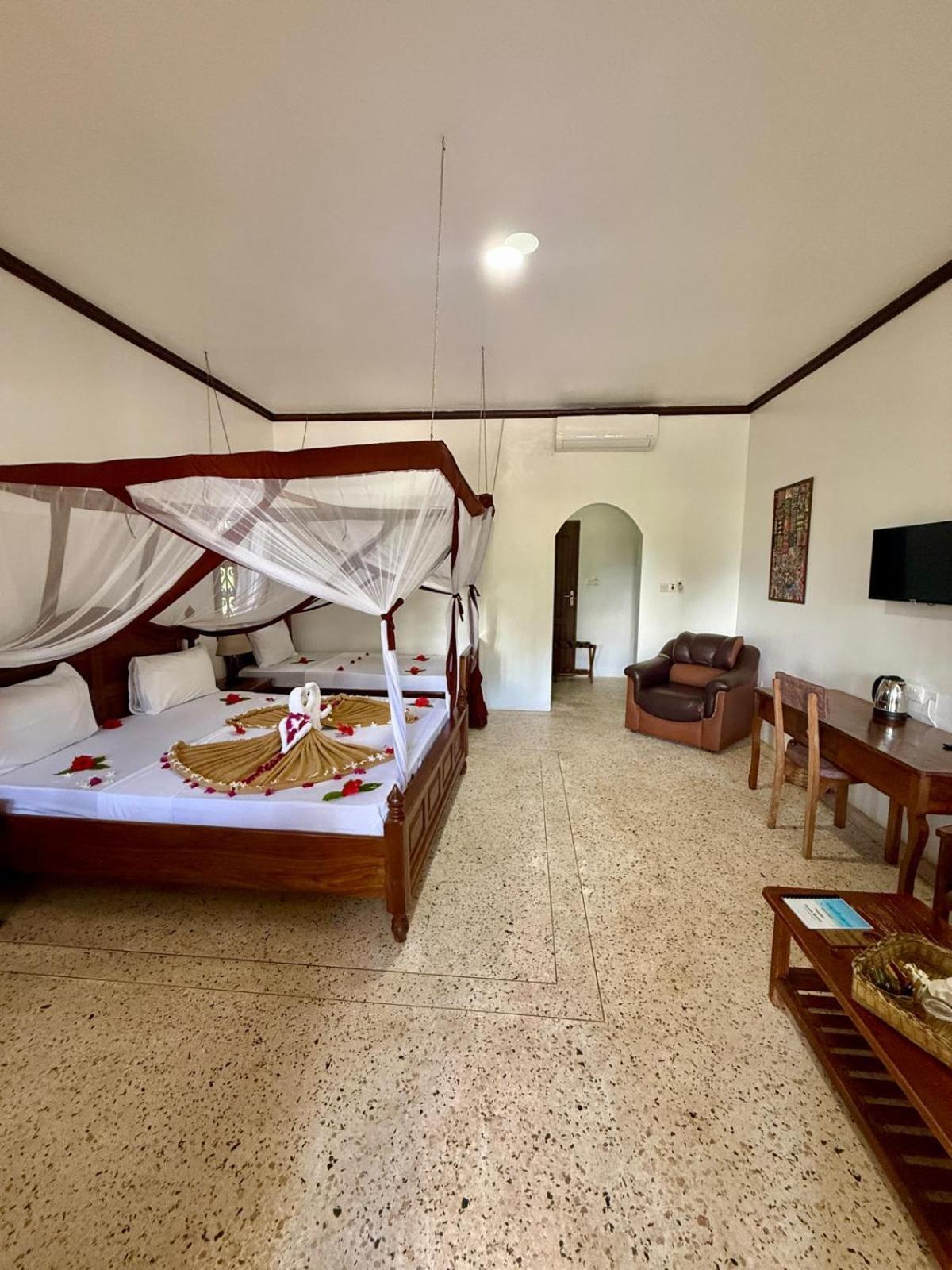 Mambo Ocean Resort Pwani Mchangani Exterior foto